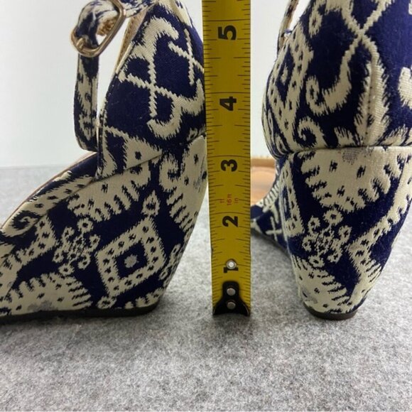 Seychelles Thyme Navy Print Ankle Strap Wedges Women’s Size 7 - Picture 8 of 11
